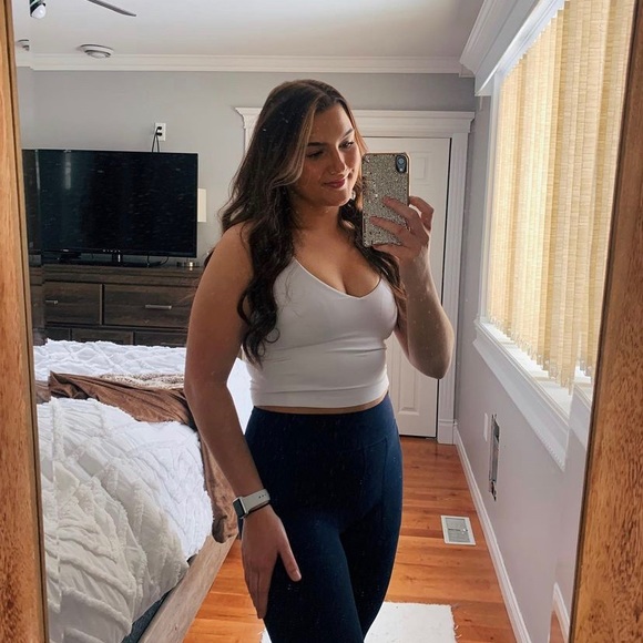 Meet your Posher, Dominique - Picture 4 of 7